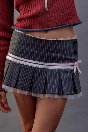 Quick Outfits, Modest Fashion Outfits Ideas Coquette Striped Mini Skirt