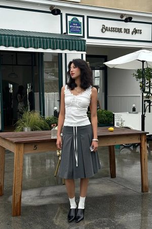 Quick Outfits, Modest Fashion Outfits Ideas Coquette Tie Front Top