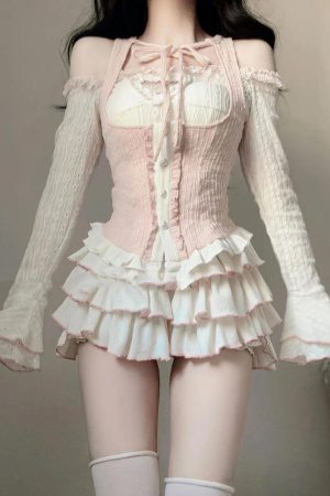 Quick Outfits, Modest Fashion Outfits Ideas Coquette Top & Mini Skirt Two Piece Set