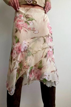 Quick Outfits, Modest Fashion Outfits Ideas Cottagecore Floral Layered Midi Skirt
