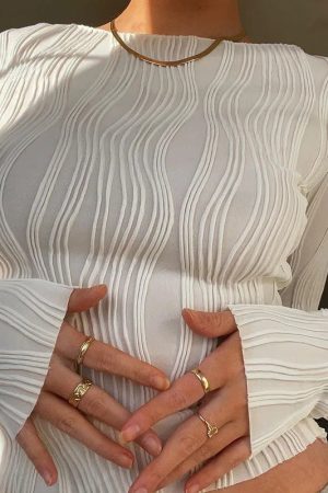 Quick Outfits, Modest Fashion Outfits Ideas Crinkle Long Sleeve Top