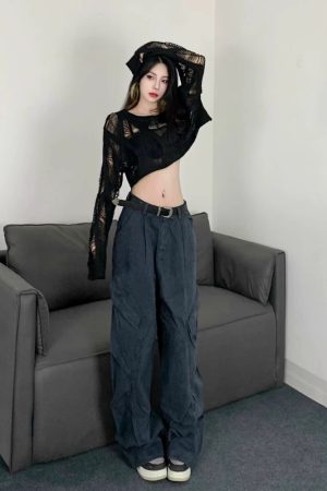 Quick Outfits, Modest Fashion Outfits Ideas Crochet Crop Sweater