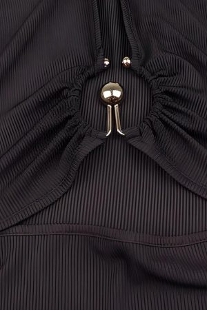 Quick Outfits, Modest Fashion Outfits Ideas Cut Out Open Front Bodysuit