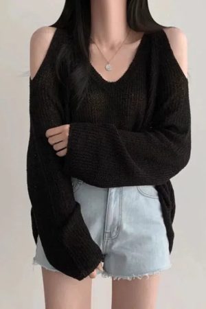 Quick Outfits, Modest Fashion Outfits Ideas Cut-Out Shoulder Loose Knit Sweater