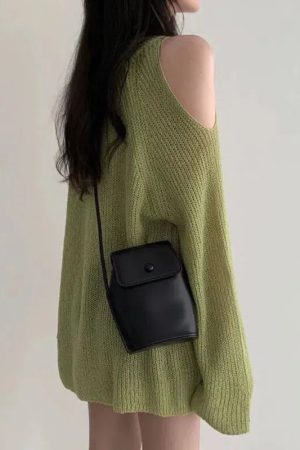 Quick Outfits, Modest Fashion Outfits Ideas Cut-Out Shoulder Loose Knit Sweater