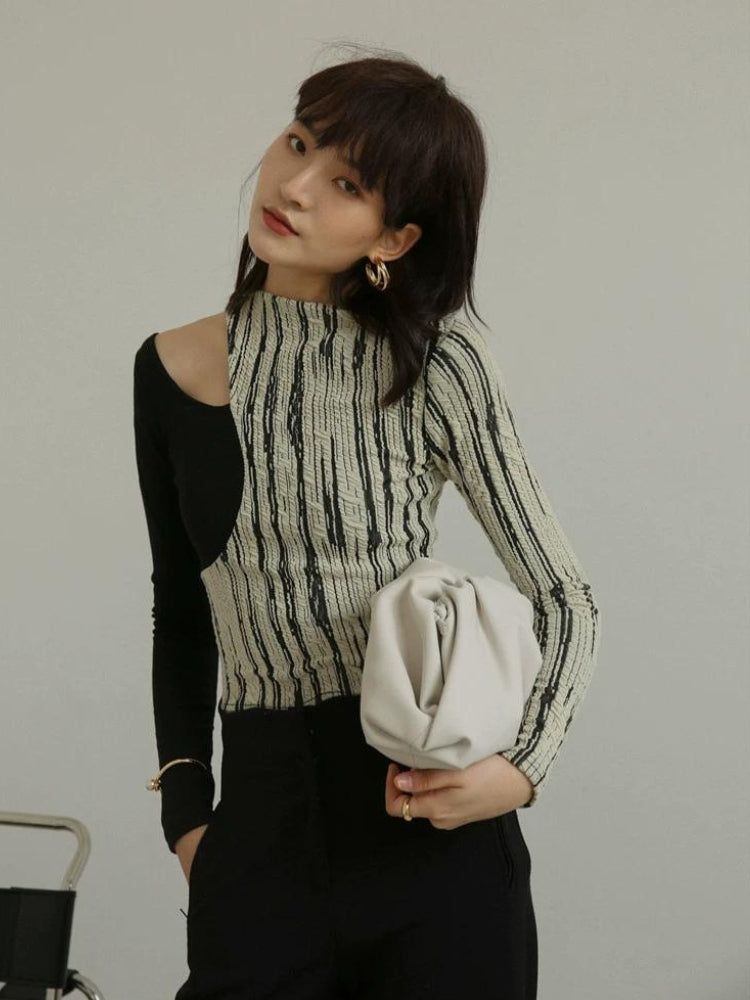 Quick Outfits, Modest Fashion Outfits Ideas Cut Out Shoulder Patch Top Quick Outfits, Modest Fashion Outfits Ideas Cut Out Shoulder Patch Top