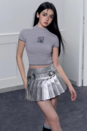 Quick Outfits, Modest Fashion Outfits Ideas Cyberpunk Metallic Mini Skirt