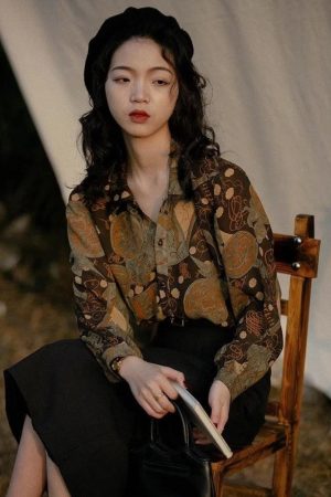 Quick Outfits, Modest Fashion Outfits Ideas Dark Academia Artistic Figures Shirt