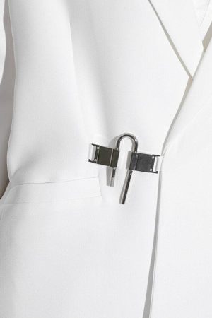 Quick Outfits, Modest Fashion Outfits Ideas Dark Academia Buckle Up Blazer