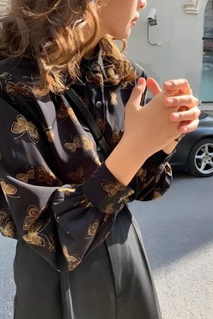 Quick Outfits, Modest Fashion Outfits Ideas Dark Academia Butterfly Shirt