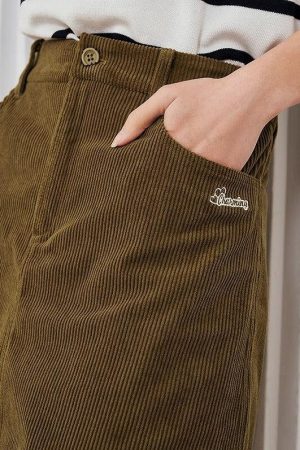 Quick Outfits, Modest Fashion Outfits Ideas Dark Academia Corduroy Mini Skirt