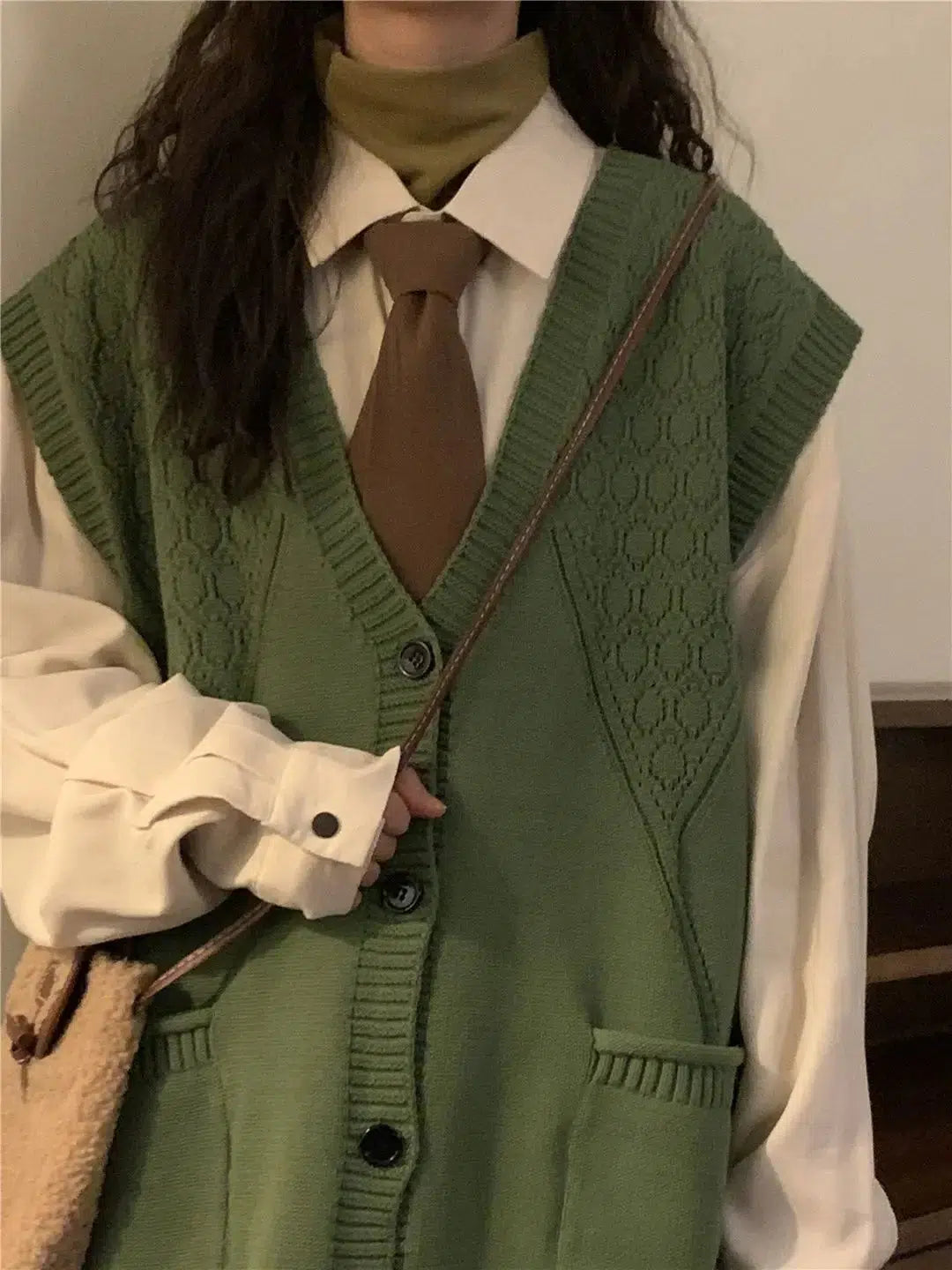 Quick Outfits, Modest Fashion Outfits Ideas Dark Academia Deep V-Neck Sleeveless Cardigan Quick Outfits, Modest Fashion Outfits Ideas Dark Academia Deep V-Neck Sleeveless Cardigan