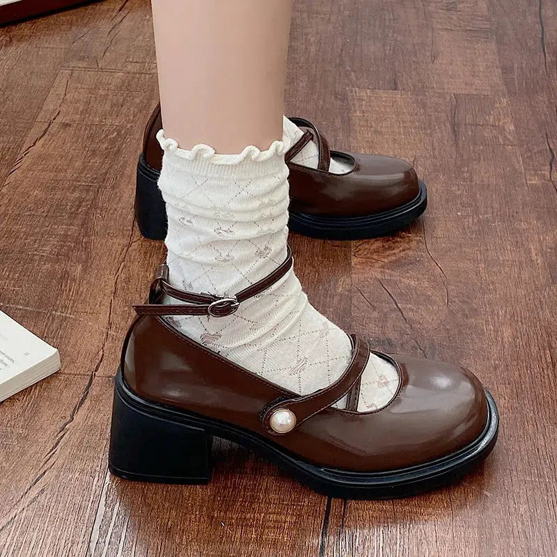 Quick Outfits, Modest Fashion Outfits Ideas Dark Academia Mary Jane Shoes Quick Outfits, Modest Fashion Outfits Ideas Dark Academia Mary Jane Shoes