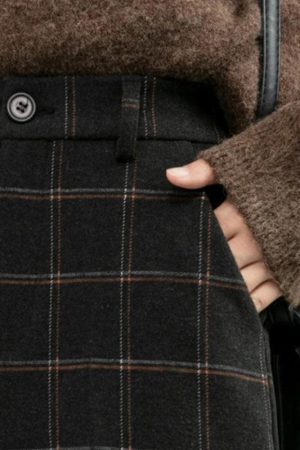 Quick Outfits, Modest Fashion Outfits Ideas Dark Academia Plaid Pants