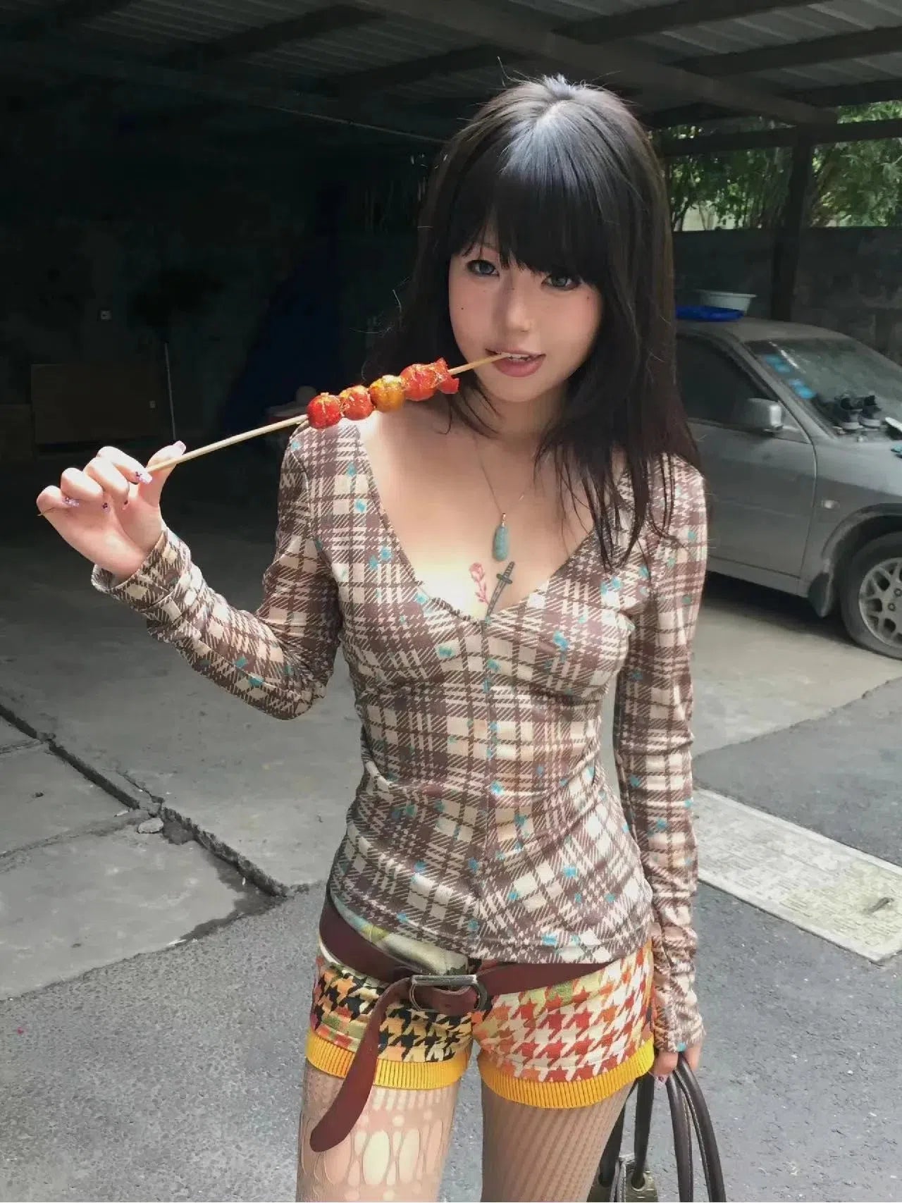 Quick Outfits, Modest Fashion Outfits Ideas Deep V Neck Plaid Top Quick Outfits, Modest Fashion Outfits Ideas Deep V Neck Plaid Top