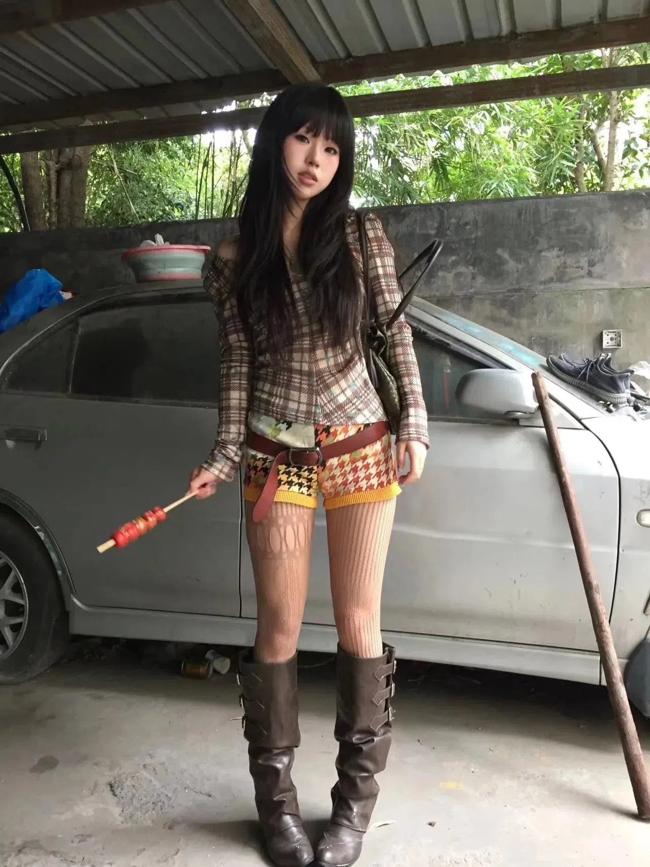 Quick Outfits, Modest Fashion Outfits Ideas Deep V Neck Plaid Top Quick Outfits, Modest Fashion Outfits Ideas Deep V Neck Plaid Top