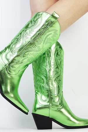 Quick Outfits, Modest Fashion Outfits Ideas Disco Cowgirl Boots