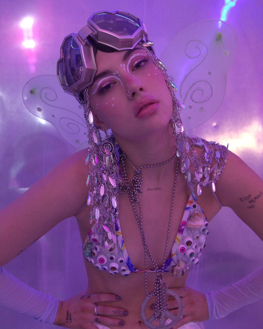 Quick Outfits, Modest Fashion Outfits Ideas Disco Cowgirl Oversized Party Sunglasses Quick Outfits, Modest Fashion Outfits Ideas Disco Cowgirl Oversized Party Sunglasses