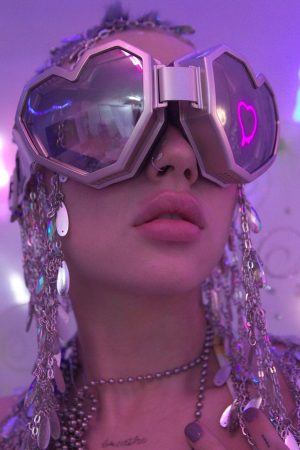 Quick Outfits, Modest Fashion Outfits Ideas Disco Cowgirl Oversized Party Sunglasses