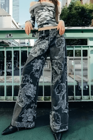Quick Outfits, Modest Fashion Outfits Ideas Dragon Printed Jeans