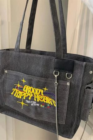 Quick Outfits, Modest Fashion Outfits Ideas Embroidered Shoulder Bag