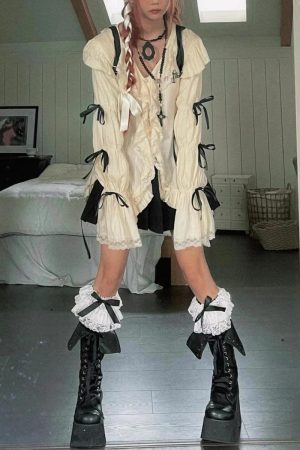 Quick Outfits, Modest Fashion Outfits Ideas Fairy Grunge Ruffled Lace Up Blouse