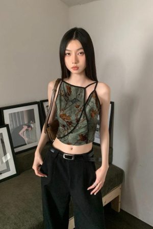 Quick Outfits, Modest Fashion Outfits Ideas Fairycore Floral Asymmetric Top