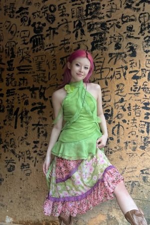 Quick Outfits, Modest Fashion Outfits Ideas Fairycore Floral Ruffled Top