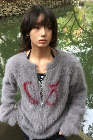 Quick Outfits, Modest Fashion Outfits Ideas Faux Fur Cardigan