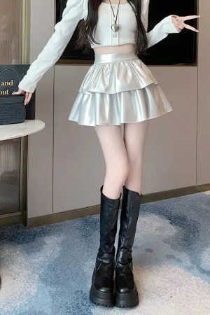 Quick Outfits, Modest Fashion Outfits Ideas Faux Leather A-Line Mini Skirt