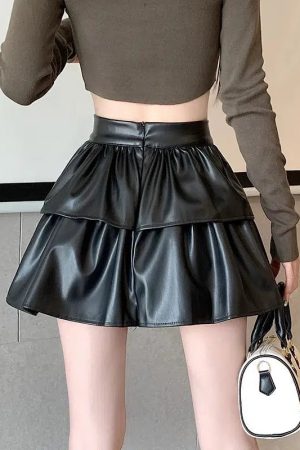 Quick Outfits, Modest Fashion Outfits Ideas Faux Leather A-Line Mini Skirt
