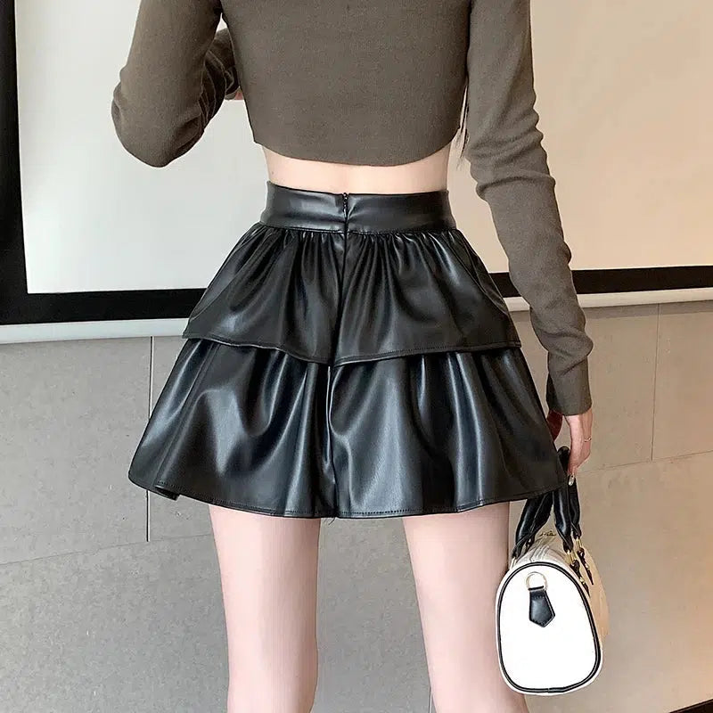 Quick Outfits, Modest Fashion Outfits Ideas Faux Leather A-Line Mini Skirt Quick Outfits, Modest Fashion Outfits Ideas Faux Leather A-Line Mini Skirt