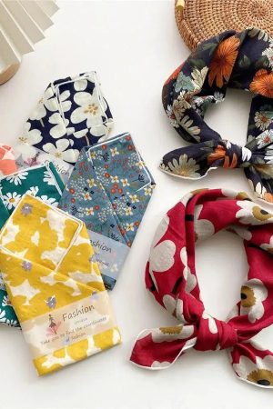 Quick Outfits, Modest Fashion Outfits Ideas Floral Bandana