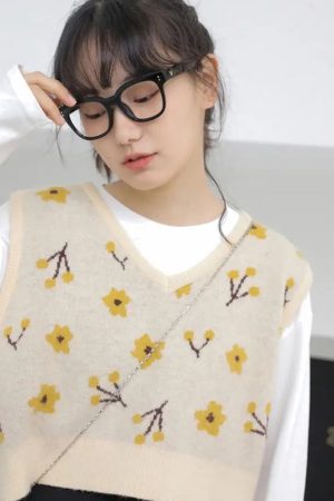 Quick Outfits, Modest Fashion Outfits Ideas Floral Cropped Sweater Vest
