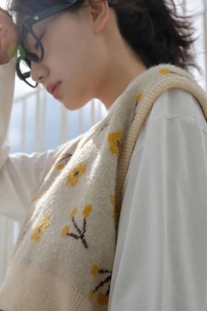 Quick Outfits, Modest Fashion Outfits Ideas Floral Cropped Sweater Vest