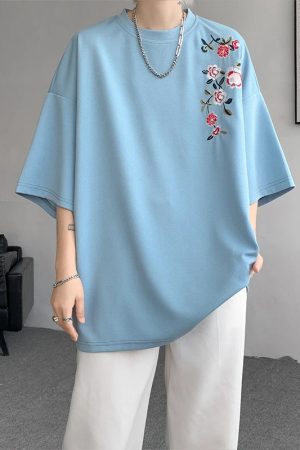 Quick Outfits, Modest Fashion Outfits Ideas Floral Embroidered Tee