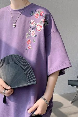 Quick Outfits, Modest Fashion Outfits Ideas Floral Embroidered Tee