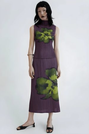 Quick Outfits, Modest Fashion Outfits Ideas Floral Top & Midi Skirt Two Piece Set