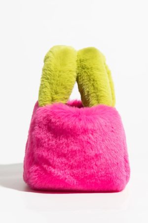 Quick Outfits, Modest Fashion Outfits Ideas Fluffy Faux Fur Basket Handbag