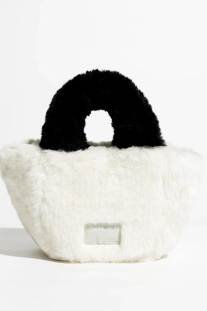 Quick Outfits, Modest Fashion Outfits Ideas Fluffy Faux Fur Basket Handbag