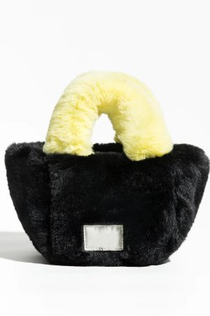 Quick Outfits, Modest Fashion Outfits Ideas Fluffy Faux Fur Basket Handbag