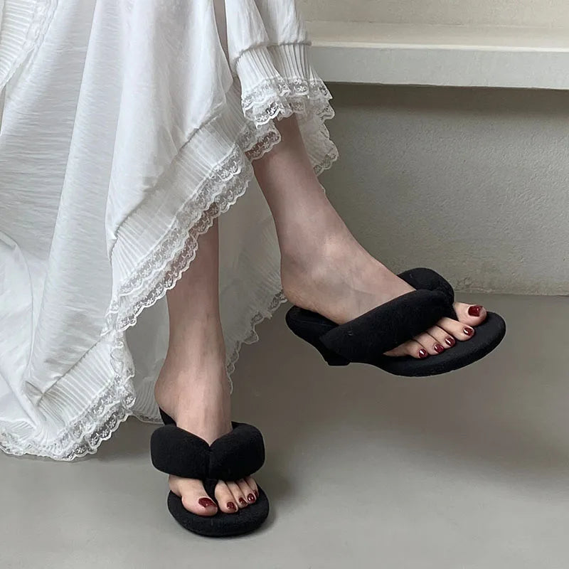 Quick Outfits, Modest Fashion Outfits Ideas Fluffy Flip Flops Quick Outfits, Modest Fashion Outfits Ideas Fluffy Flip Flops