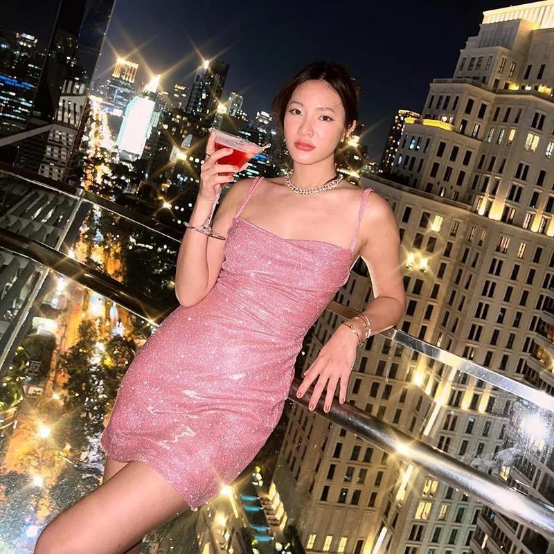 Quick Outfits, Modest Fashion Outfits Ideas Glitter Backless Mini Dress Quick Outfits, Modest Fashion Outfits Ideas Glitter Backless Mini Dress