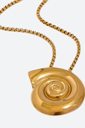 Quick Outfits, Modest Fashion Outfits Ideas Gold Sea Shell Necklace & Earrings