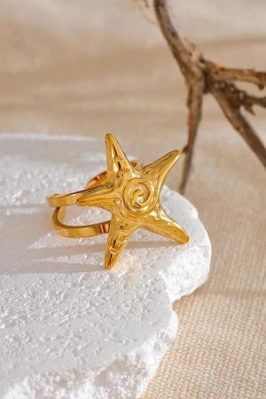 Quick Outfits, Modest Fashion Outfits Ideas Gold Starfish Ring