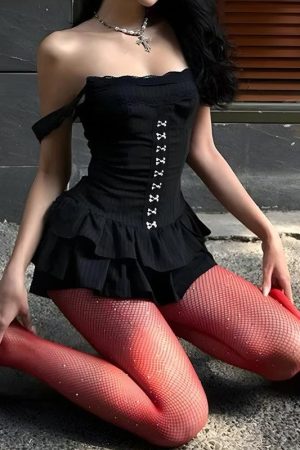 Quick Outfits, Modest Fashion Outfits Ideas Goth Black Mini Dress