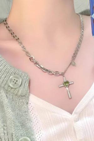 Quick Outfits, Modest Fashion Outfits Ideas Goth Shiny Heart Cross Necklace