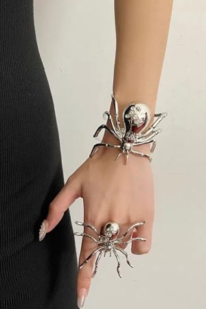 Quick Outfits, Modest Fashion Outfits Ideas Goth Spider Bracelet & Ring