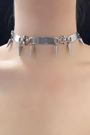 Quick Outfits, Modest Fashion Outfits Ideas Goth Spiked Metal Choker