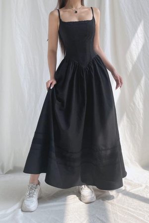 Quick Outfits, Modest Fashion Outfits Ideas Goth Strap Maxi Dress